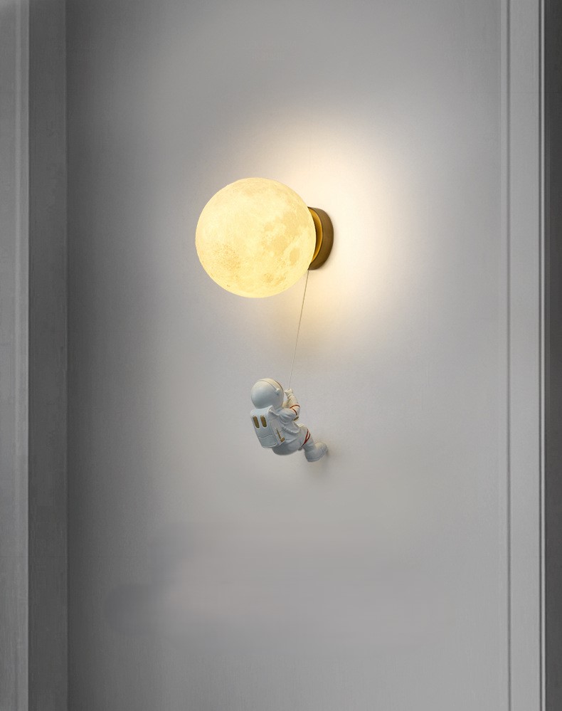 Children's room astronaut moon lamp 12