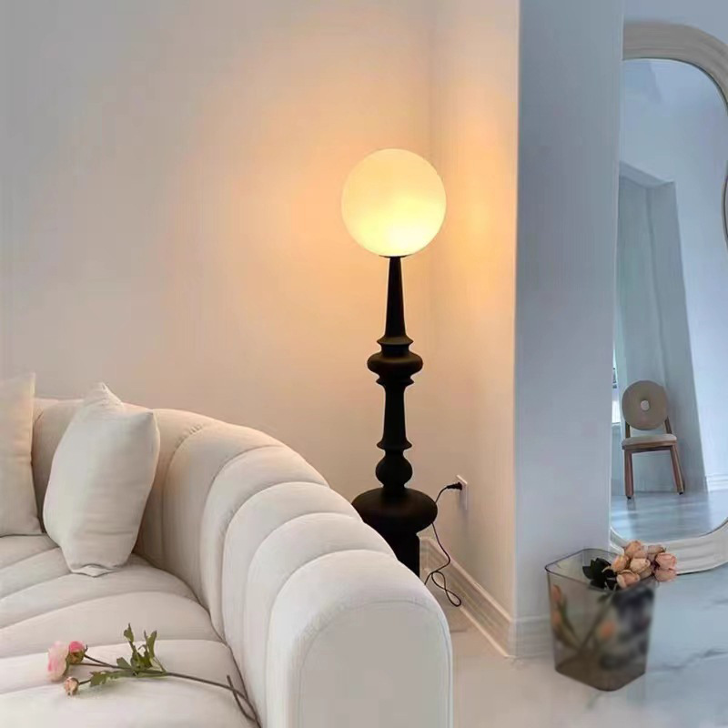 Light luxury Roman column art floor lamp 28